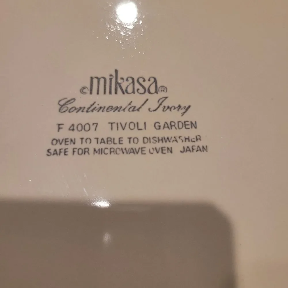 Mikasa vtg tvoli